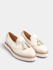 Yours Curve White Extra-Wide Fit Brogued Tassle Loafers - Image 2 of 3