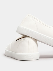 Yours Curve Wide Fit Lace-Less Canvas Pumps - صورة 3 من 4