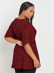 Rojo - Yours Curve Floral Textured Wrap Top - Imagen 3 de 5