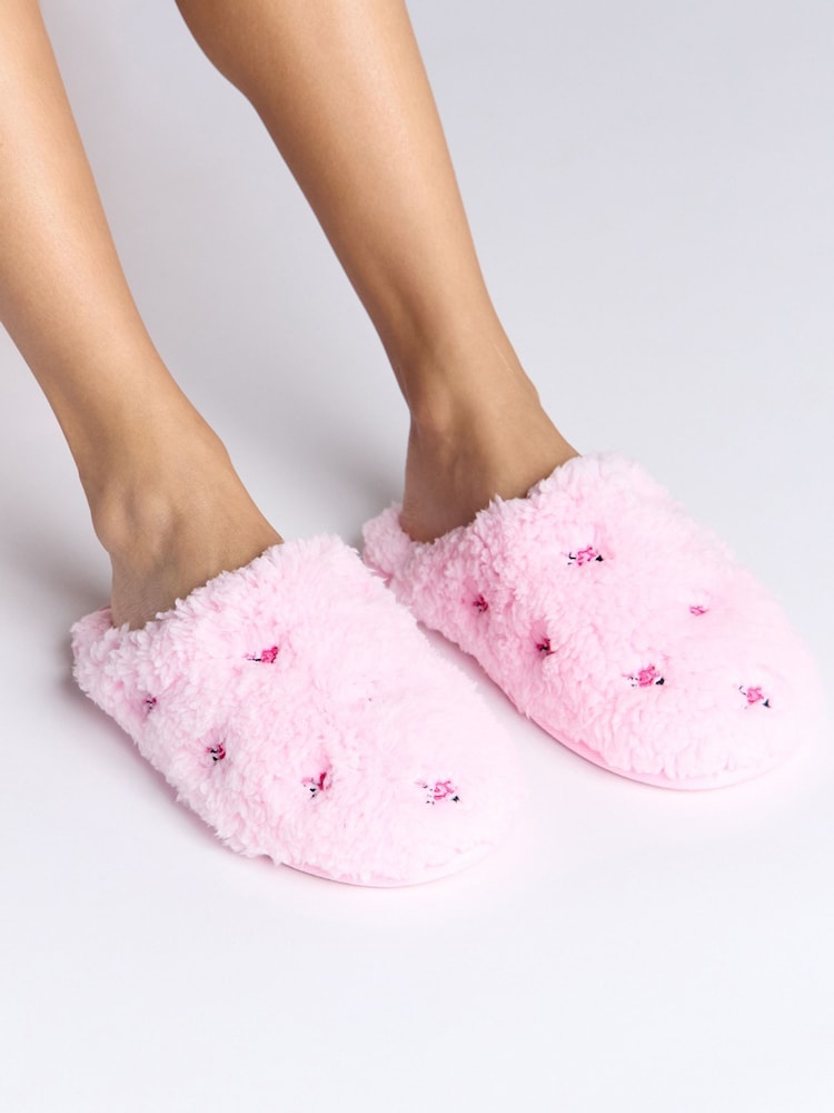 Boux Avenue Candy Pink Floral Embroidered Mule Slippers - Изображение 1 из 6 Boux Avenue Candy Pink Floral Embroidered Mule Slippers - Изображение 1 из 6