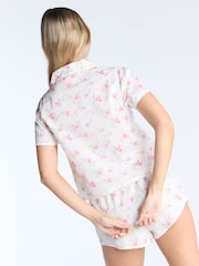 أبيض - حزمة من بيجامة شورت مزيّنة بزهور صغيرة من Boux Avenue - صورة 2 من 4