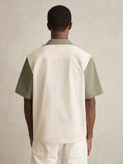 Reiss Off White/Sage Peza Colour-Block Cuban-Collar Shirt - Image 5 of 6