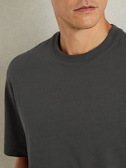 Reiss Washed Black Tate Cotton Garment-Dyed Oversized T-Shirt - Image 4 of 6