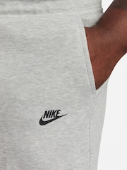 Nike Grey Tech Fleece Shorts - Image 12 of 14
