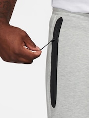 Nike Grey Tech Fleece Shorts - Image 13 of 14