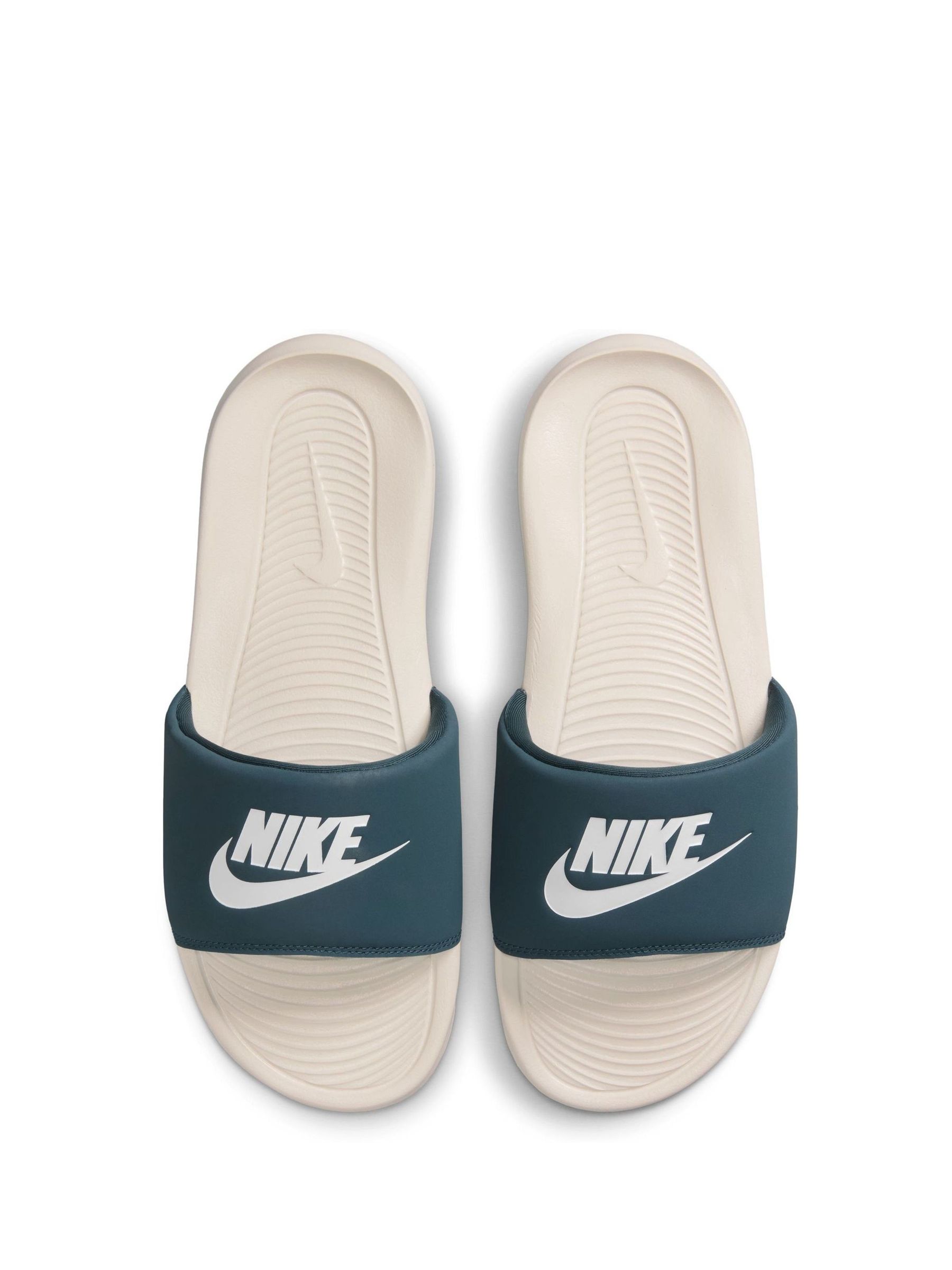 sliders white nike