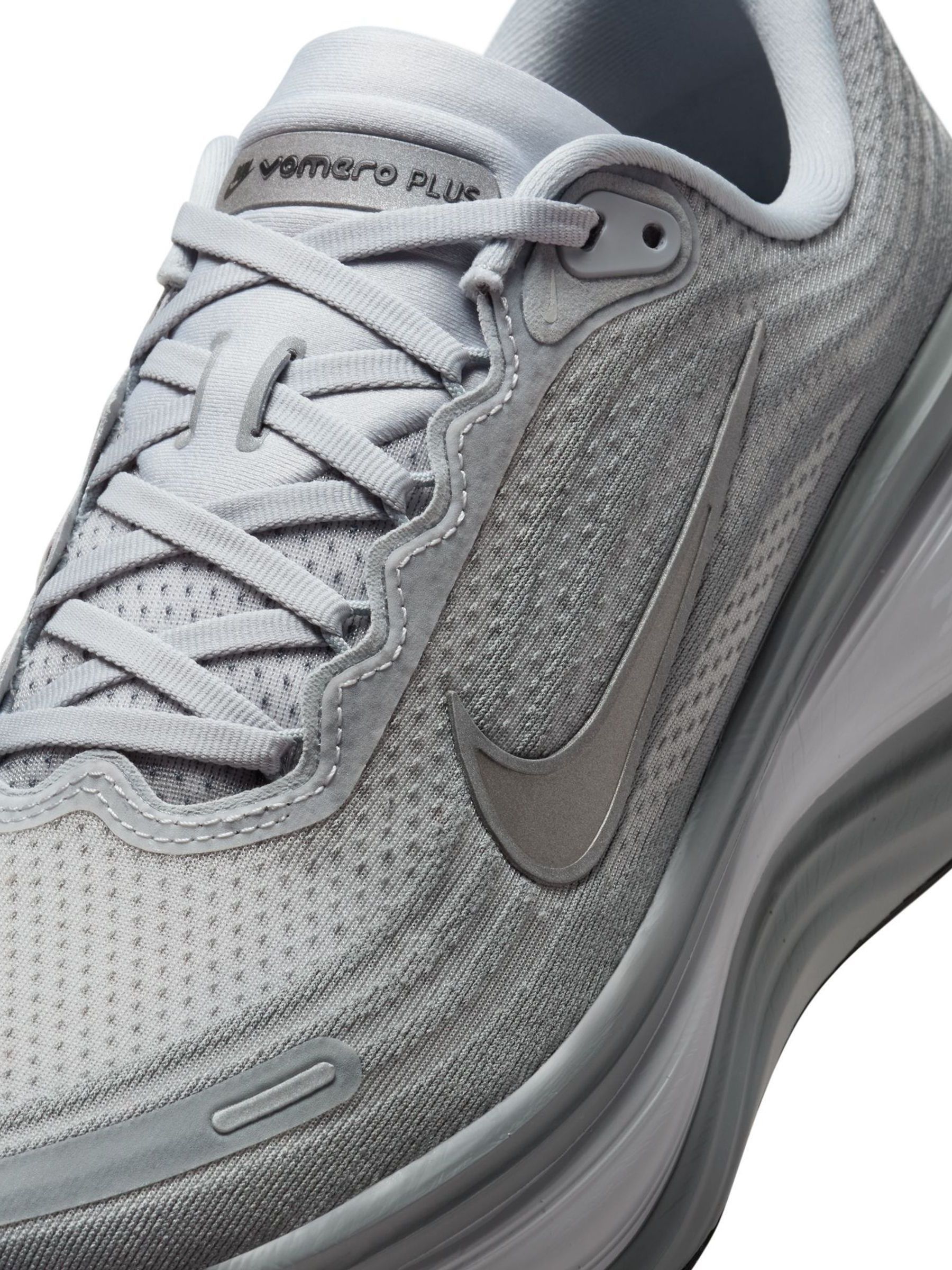 Buy Кросівки для бігу Nike Vomero Plus з сайту Next Ukraine