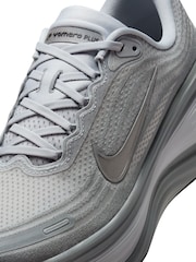 Nike Grey Vomero Plus Running Trainers - Image 9 of 10