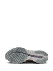 Nike Light Grey Pegasus Premium Running Trainers - Image 10 of 11