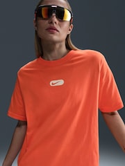 Nike Coral Pink Graphic Print Back Short Sleeve T-Shirt - Image 3 of 5