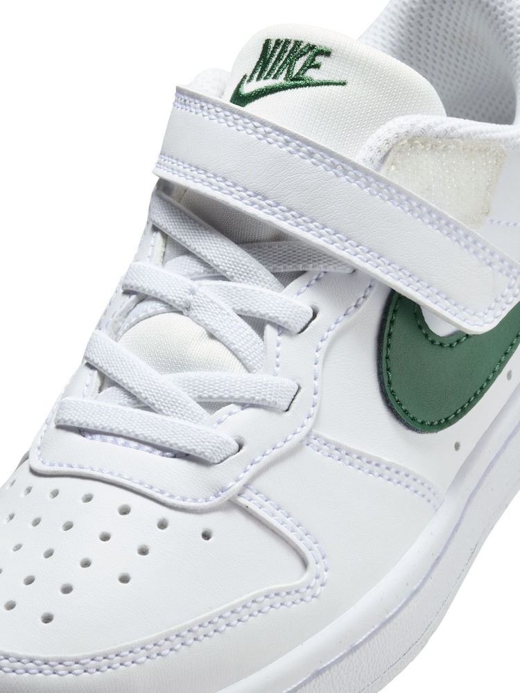 Bela/jelka zelena - Nike športni copati Junior Court Borough Low Recraft - Slika 9 iz 9 Bela/jelka zelena - Nike športni copati Junior Court Borough Low Recraft - Slika 9 iz 9