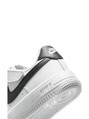 Nike White/Black Junior Air Force 1 Easy On Trainers - Image 3 of 8