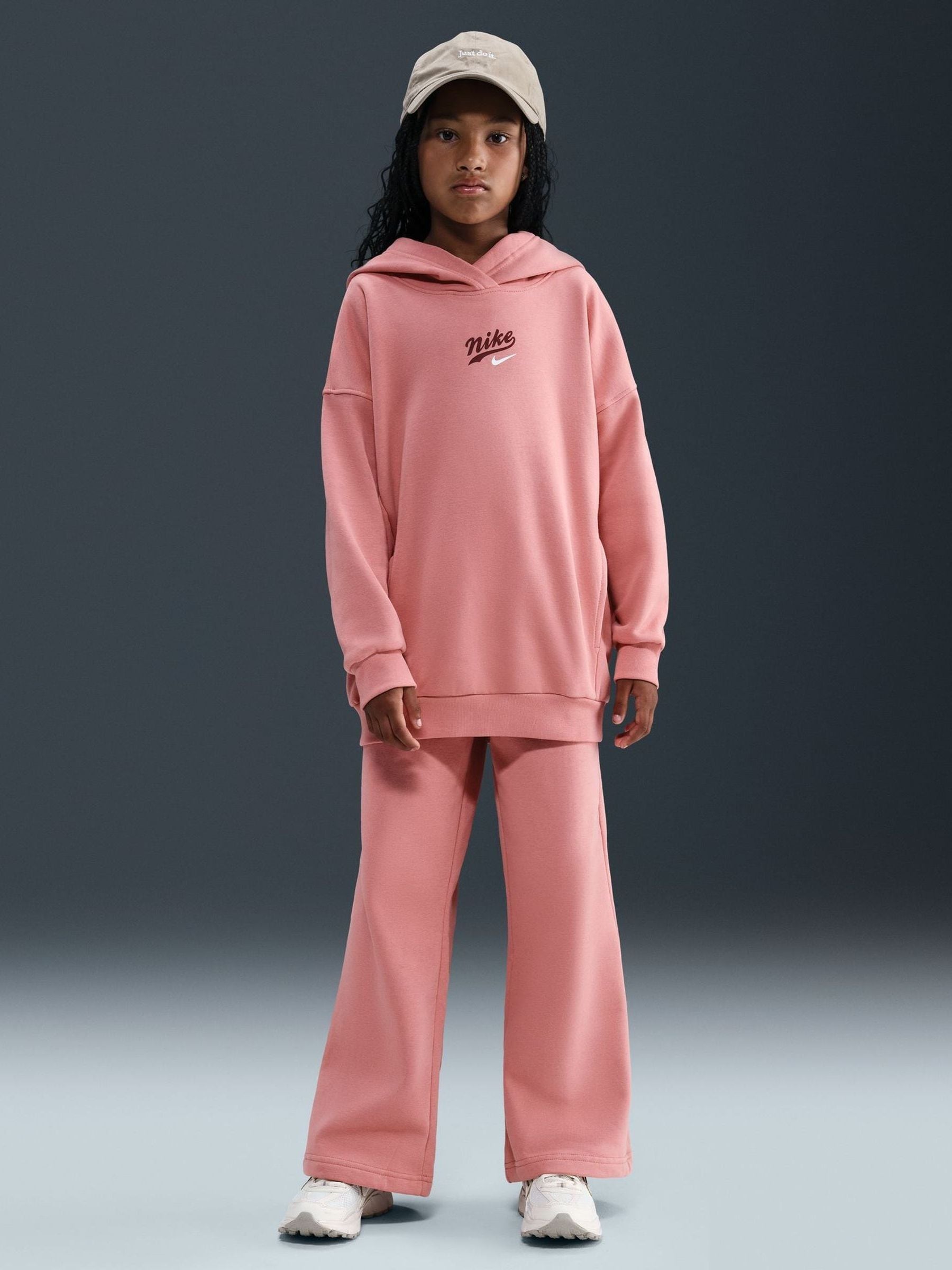 pink nike sweat outfit