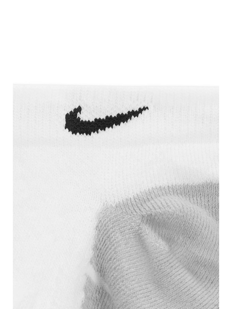 Nike White Everyday Max Cushioned Training No Show Socks 3 Pack - Image 4 of 4 Nike White Everyday Max Cushioned Training No Show Socks 3 Pack - Image 4 of 4
