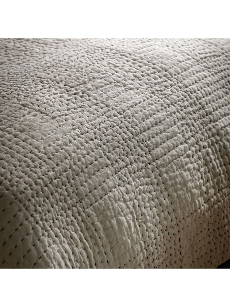 Gallery Home Natural Bedspread - Image 2 of 4 Gallery Home Natural Bedspread - Image 2 of 4