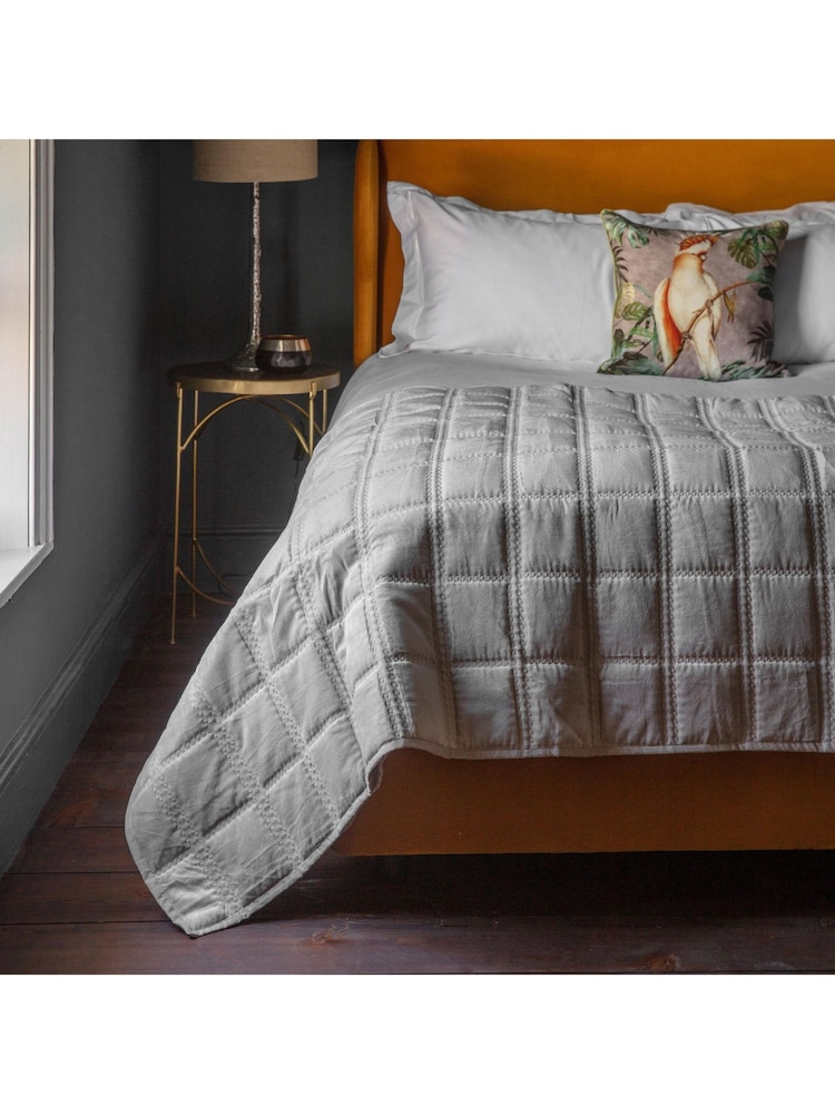 Gallery Home Grey Quilted 100% Cotton Velvet Bedspread - Image 3 of 3