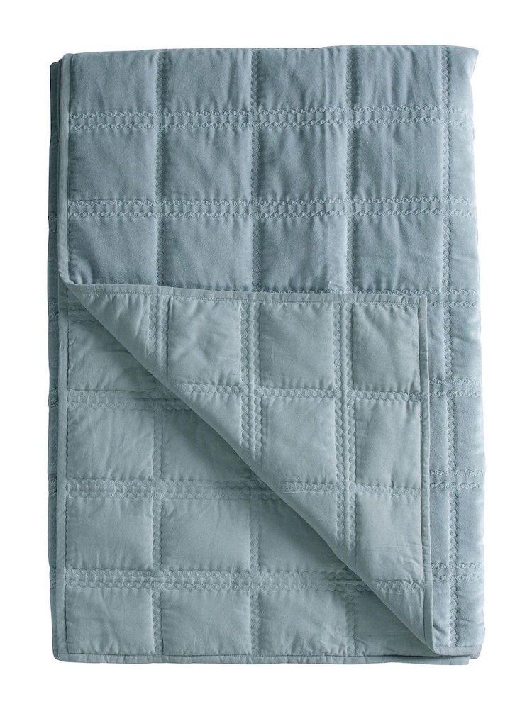 Gallery Home Blue Quilted 100% Cotton Velvet Bedspread - Image 2 of 3
