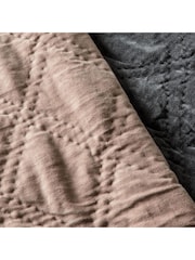 Gallery Home Pink Quilted 100% Cotton Velvet Bedspread - Image 3 of 5