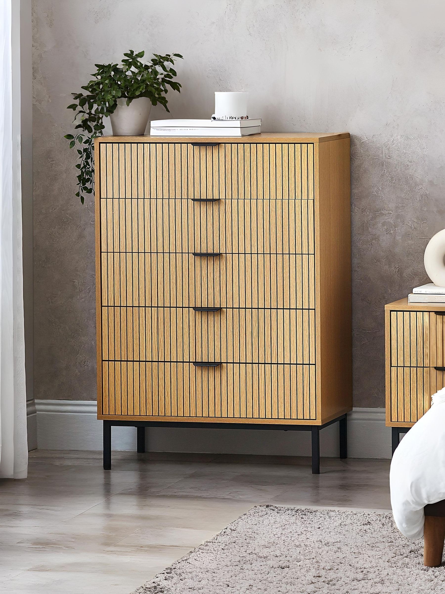 Julian Bowen Wood 5 Drawer Chest Black - Image 5