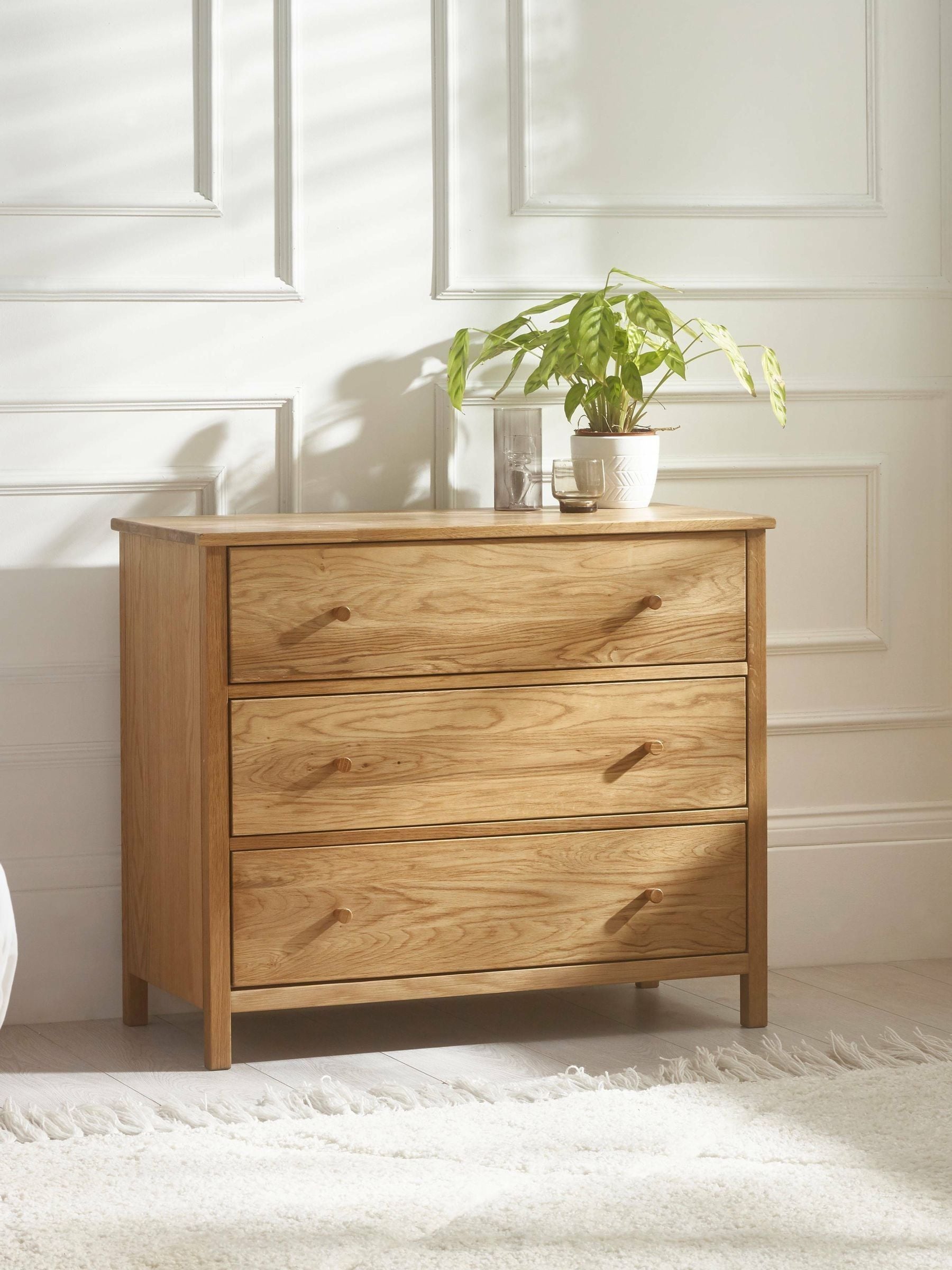 Julian Bowen Oak Coxmoor 3 Drawer Chest | Traditional Drawer Storage Organiser, 3 Drawers, Dresser for Bedroom, Living Room & Hallway - Image 7