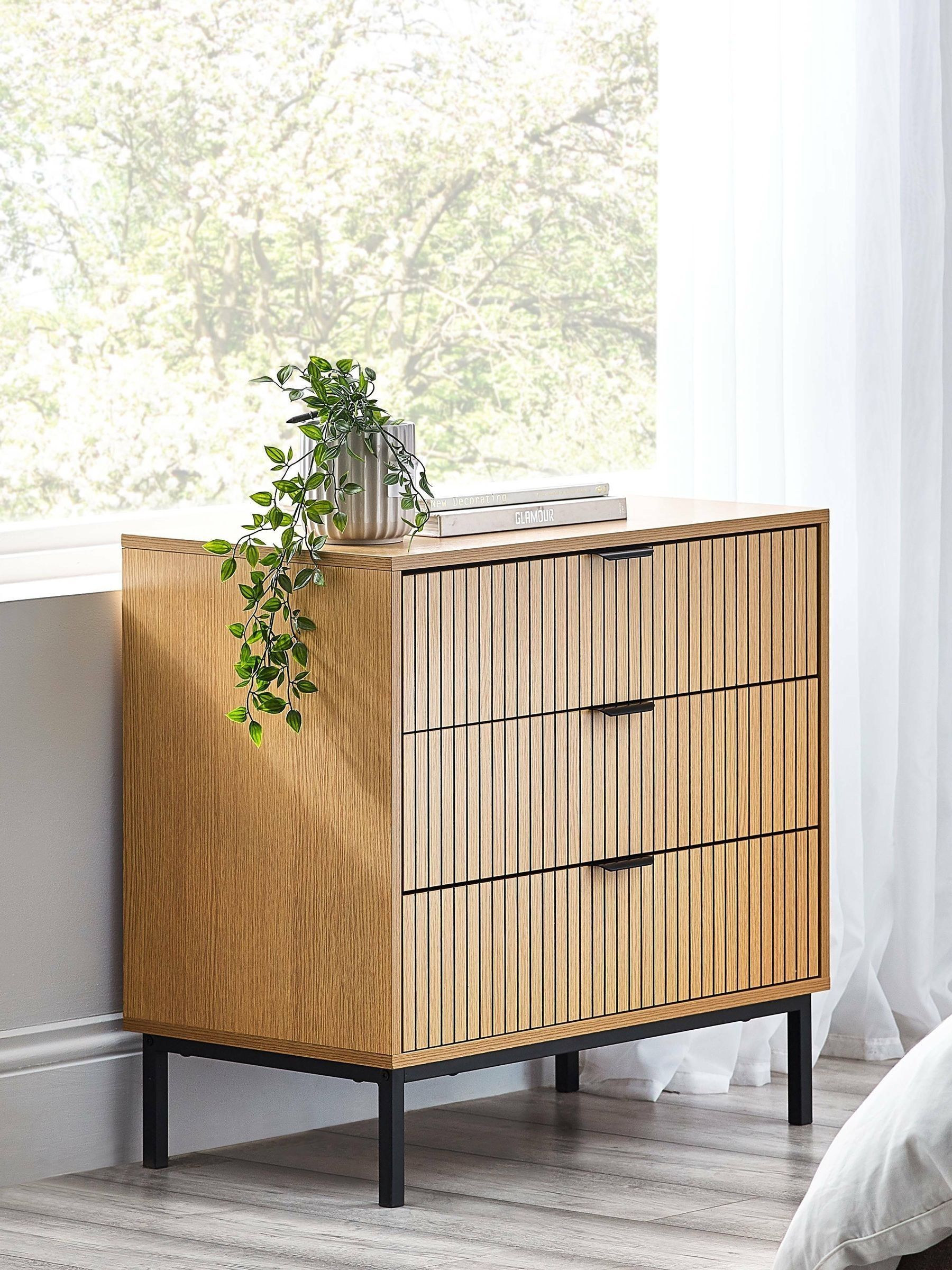 Julian Bowen Sia Oak 3 Drawer Chest of Drawers - Image 7