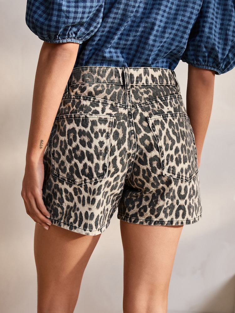 Luipaardprint - Denim shorts van 100% katoen - Image 4 of 8