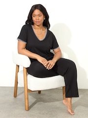 Negro - Live Unlimited Blanket Stitch Cotton V-Neck T-Shirt - Imagen 1 de 3