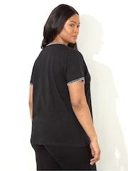 Negro - Live Unlimited Blanket Stitch Cotton V-Neck T-Shirt - Imagen 2 de 3