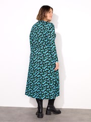 Live Unlimited Black Floral Petite Pleated Wrap With Blouson Sleeves Dress - Image 3 of 3