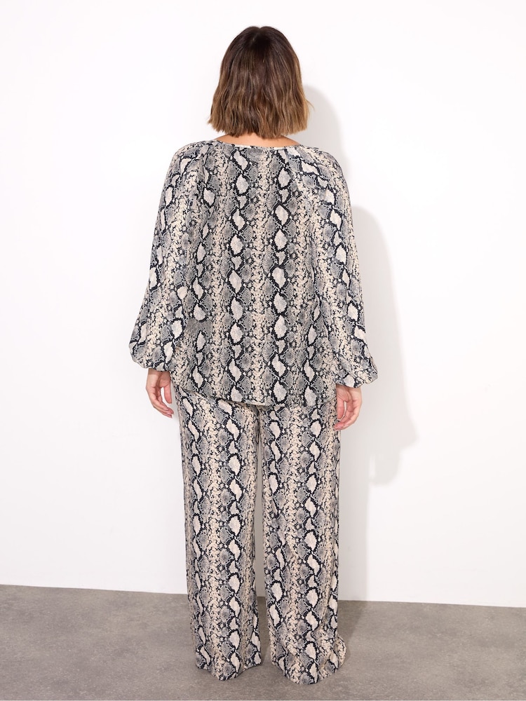 Live Unlimited Snake Print Drawstring Wide Leg Trousers - Image 2 of 5