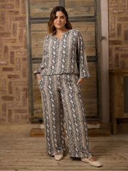 Live Unlimited Snake Print Drawstring Wide Leg Trousers - Image 5 of 5