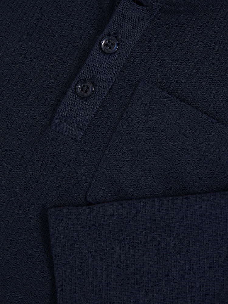 Reiss Navy David Cotton-Blend Waffle Henley T-Shirt - Image 4 of 4