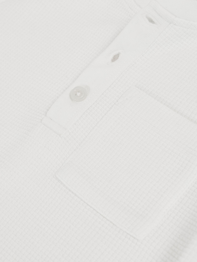 Reiss White David Cotton-Blend Waffle Henley T-Shirt - Image 4 of 4