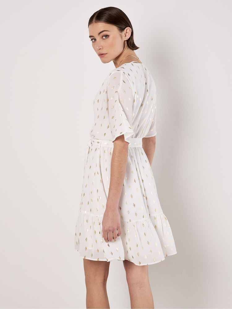 Apricot White Ikat Diamond Foil Wrap Dress - Image 4 of 4