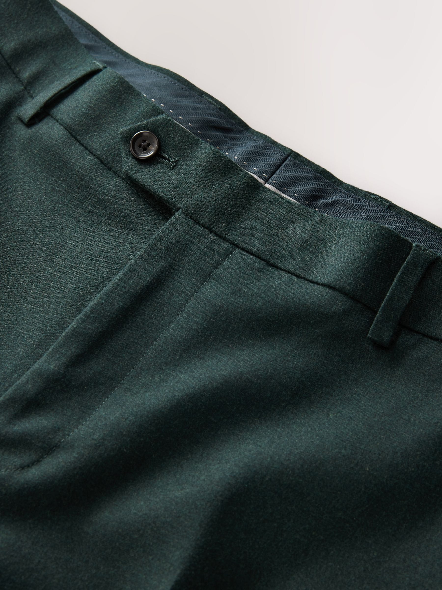 Next:日本 グリーン - スリムフィット フランネル スーツパンツ from Next:日本 グリーン - スリムフィット フランネル スーツパンツ from