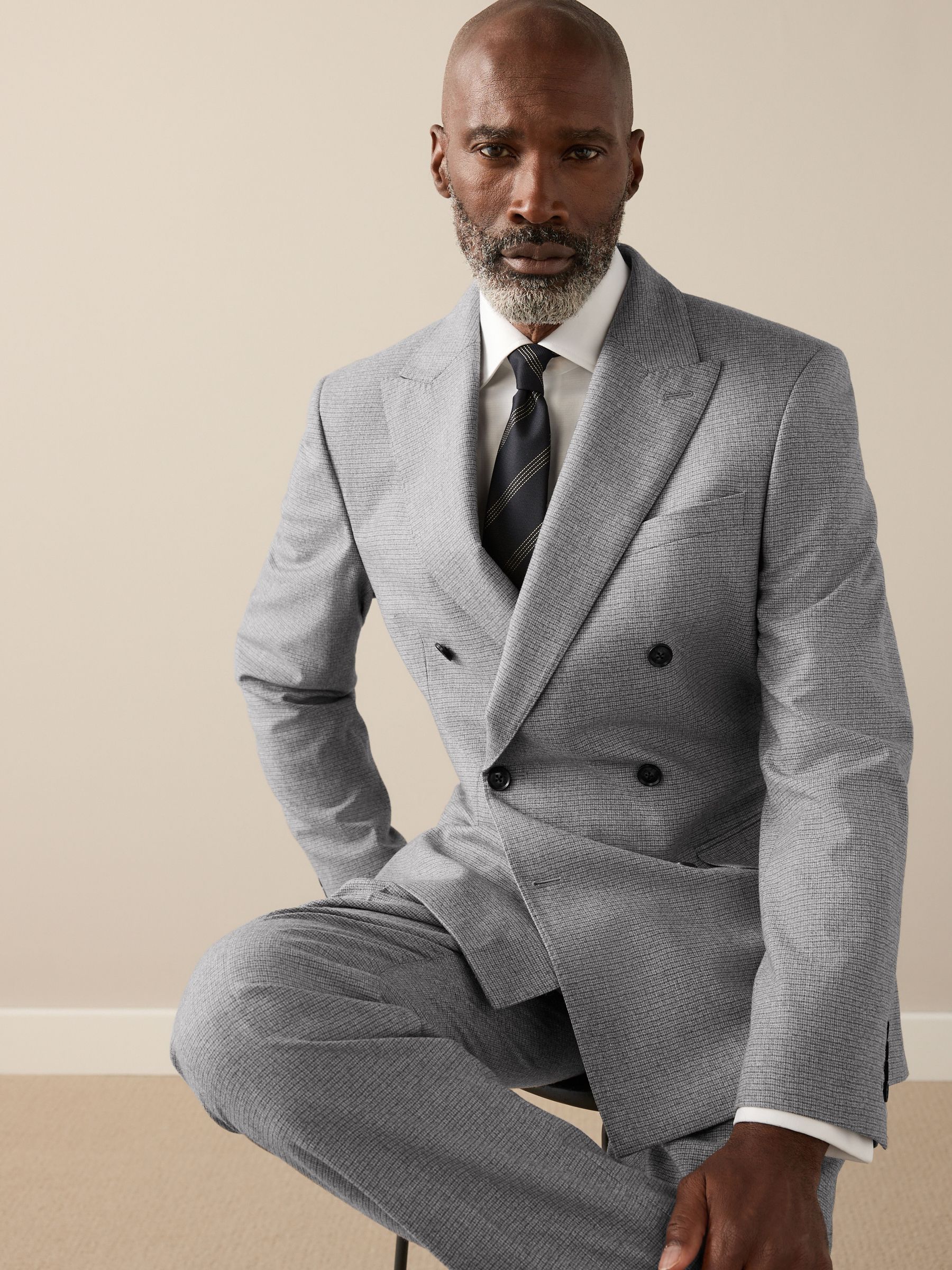 Next：日本 グレー - テーラードフィット Signatures Cerruti Wool
