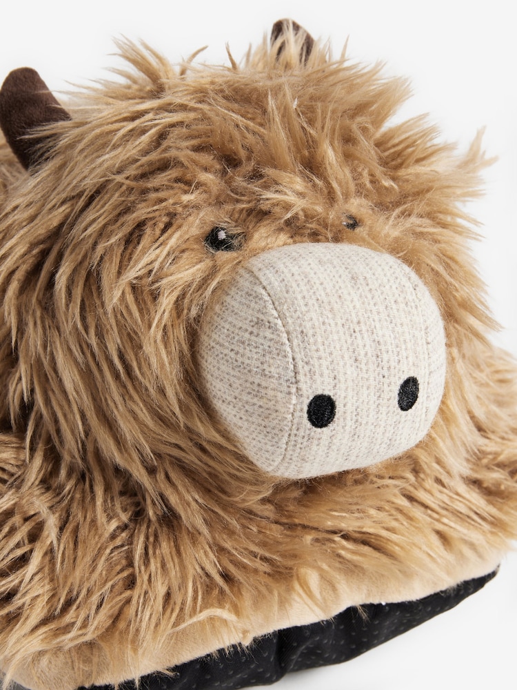 Natural Hamish the Highland Cow Microwaveable Foot Cosy Warmer - Image 10 of 10 Natural Hamish the Highland Cow Microwaveable Foot Cosy Warmer - Image 10 of 10
