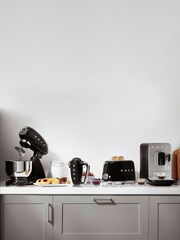 Smeg Black Bean to Cup Coffee Machine - Image 7 of 7