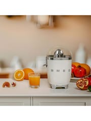 Smeg White Citrus Juicer - Image 5 of 6