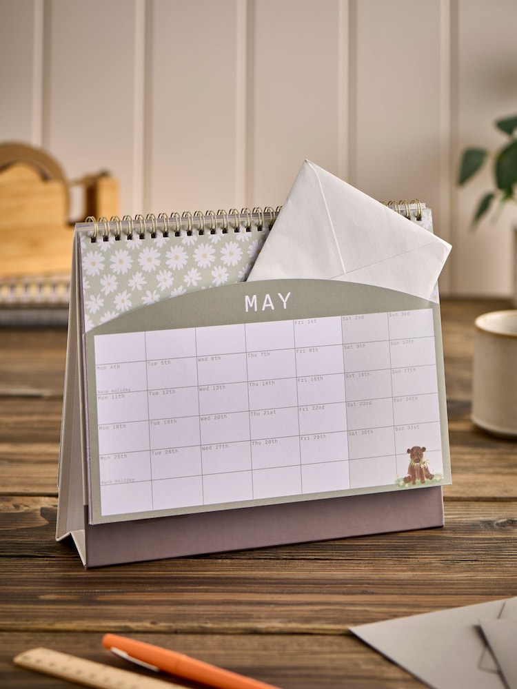 Natural Hamish the Highland Cow 2026 Desk Calendar - Image 2 of 4 Natural Hamish the Highland Cow 2026 Desk Calendar - Image 2 of 4