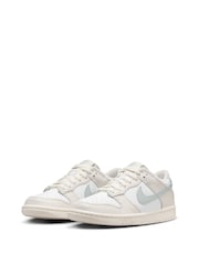 Nike Natural White/Silver Youth Dunk Low Trainers - Image 3 of 9