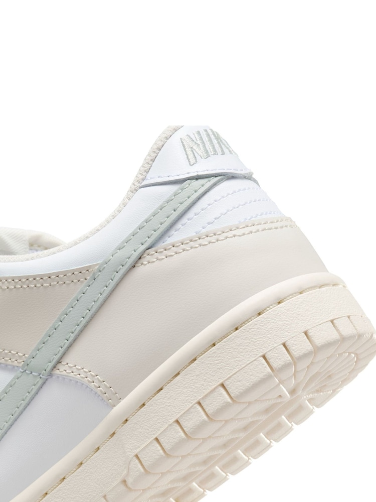 Nike Natural White/Silver Youth Dunk Low Trainers - Image 9 of 9