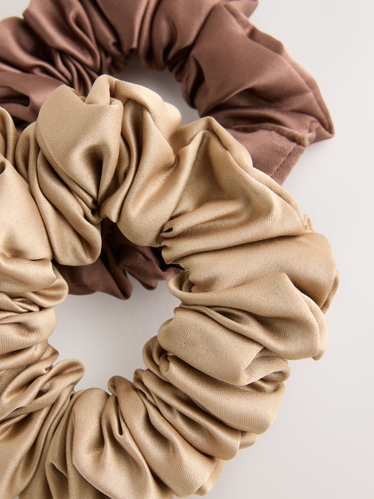 Brown/Olive Oversized Scrunchies 2 Pack - Image 2 of 3