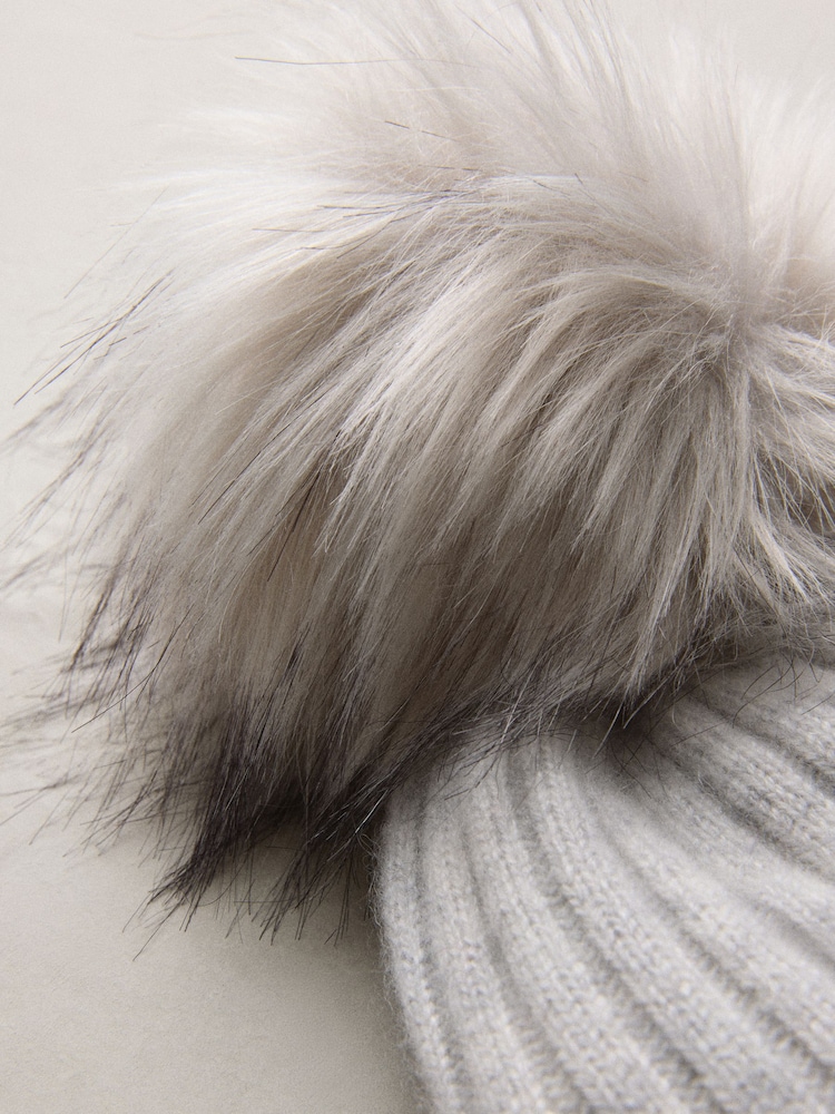 Pale Grey 100% Cashmere Knitted Pom Hat - Image 3 of 3