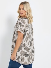 Yours Curve White Pintuck Paisley Flower T-Shirt - Image 3 of 5