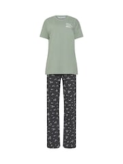 طقم من بيجامة بقصة رِجل واسعة مزيّن بعبارة Love Grows Here من Long Tall Sally - صورة 5 من 5