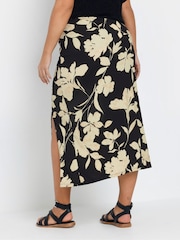 Yours Curve Black Floral Textured Maxi Skirt - Image 3 of 5