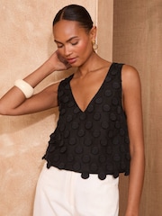 Negro - Love & Roses 3D Spot V-Neck Vest - Imagen 1 de 4