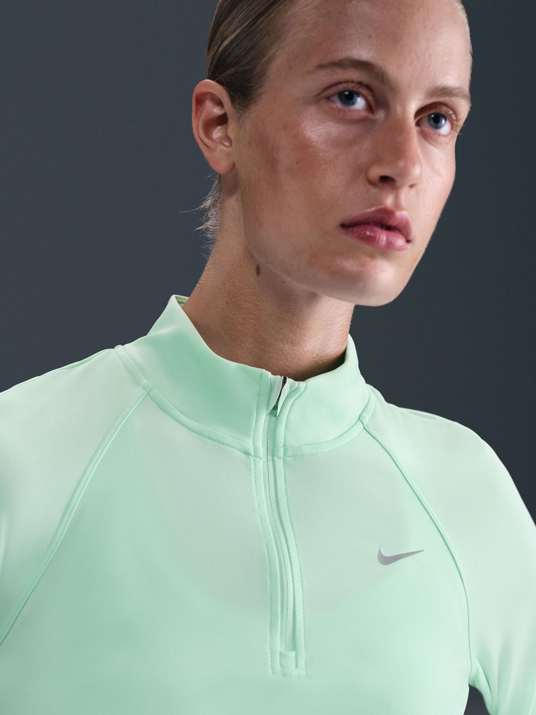 mint nike running top