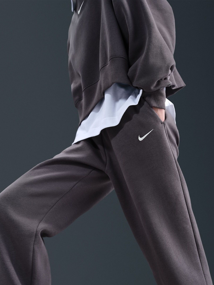Nike Black Sportswear Phoenix Fleece Womens High Waisted Oversized Joggers - Image 5 of 5 Nike Black Sportswear Phoenix Fleece Womens High Waisted Oversized Joggers - Image 5 of 5